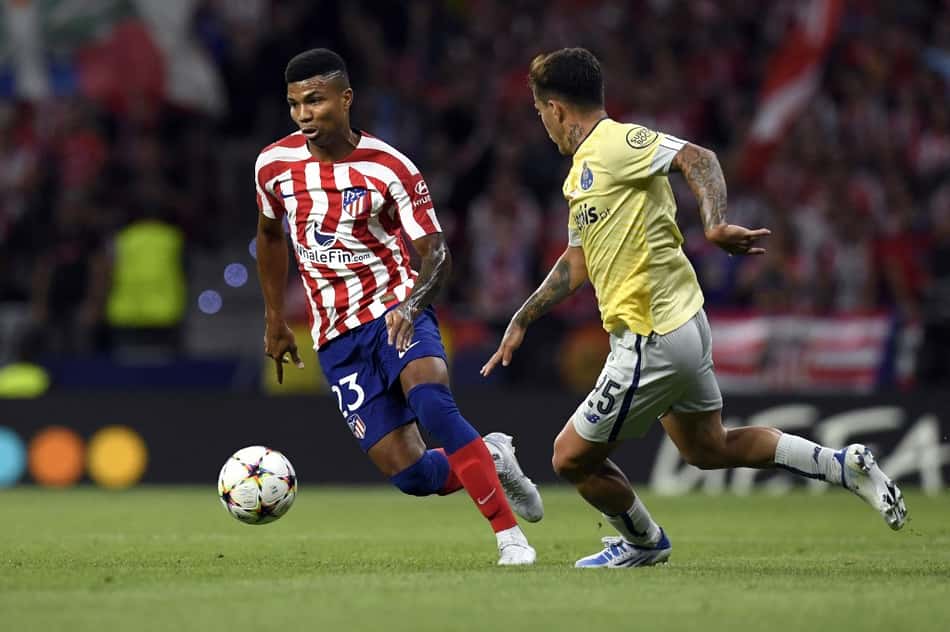 Defensor do Atlético de Madrid exalta Vinícius Júnior e Rodrygo e diz como parar dupla em clássico