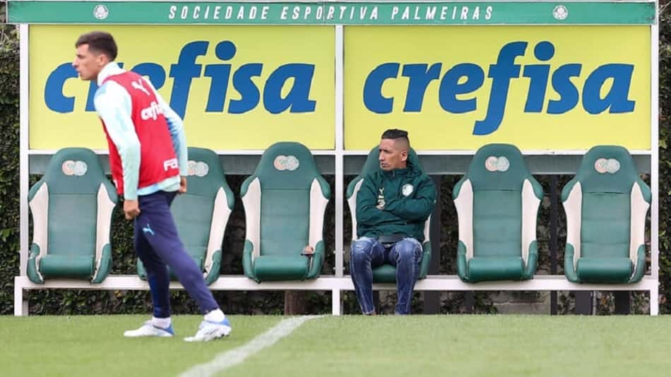 'Estagiário' no Palmeiras, Barrios conta como ajudou o clube a ter Gómez: 'Europa do Brasil'