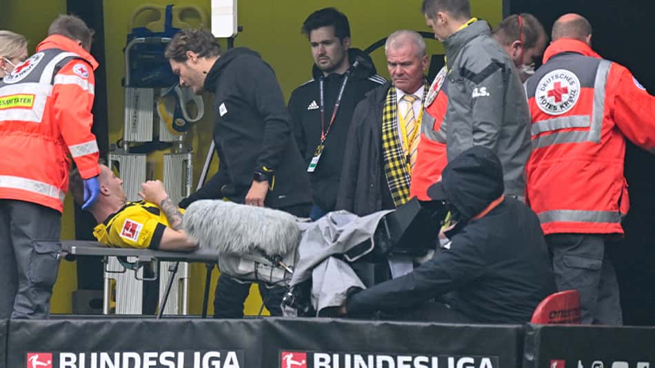 Marco Reus revive drama com lesão às vésperas da Copa, e internautas se manifestam: 'Fique bem logo'