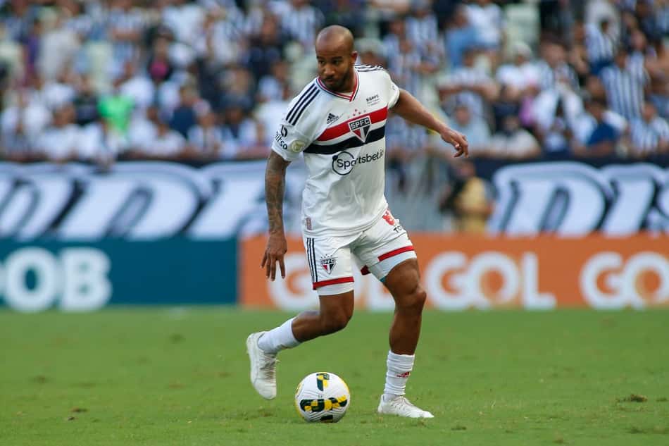 Nas redes sociais, Hulk 'antecipa' anúncio de Patrick no Atlético-MG