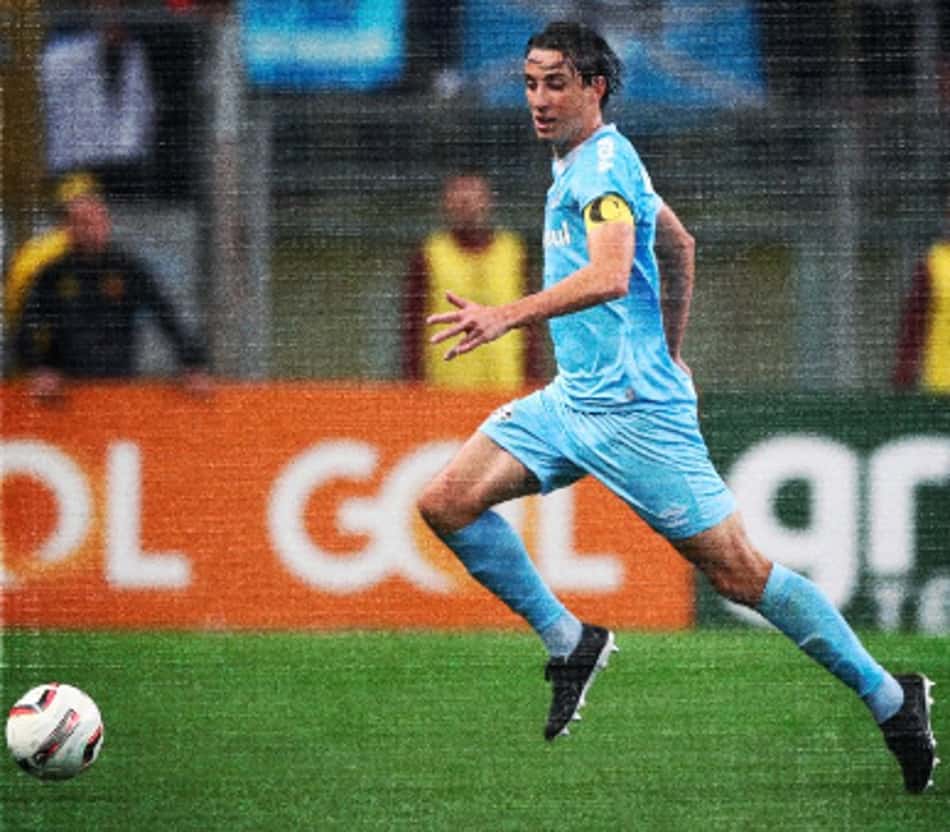 Em Porto Alegre, Grêmio atropela o Sport e assume a vice-liderança da Série B