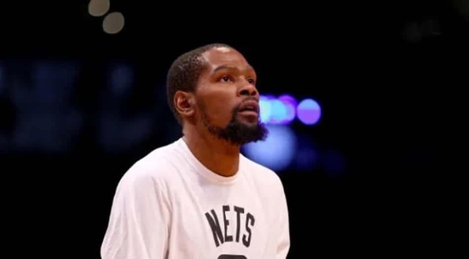 Kevin Durant isenta Steve Nash por começo ruim do Nets: "Não joga por nós"