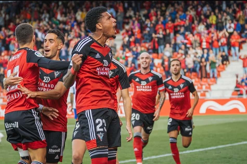 Ex-Fluminense, Marcos Paulo comemora vitória na Espanha: 'Que seja a primeira de muitas'