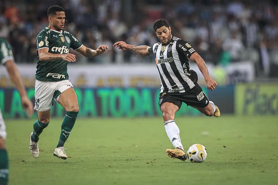 Com lesão grave, Hulk deve desfalcar o Atlético-MG até o fim da temporada