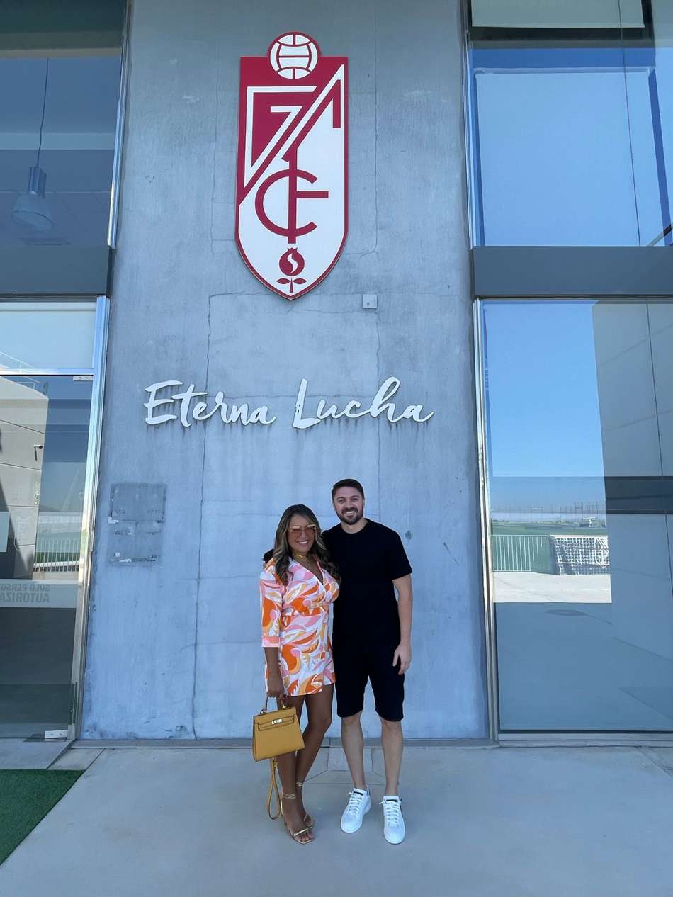 Empresária brasileira se destaca com parceria com clube tradicional da Espanha