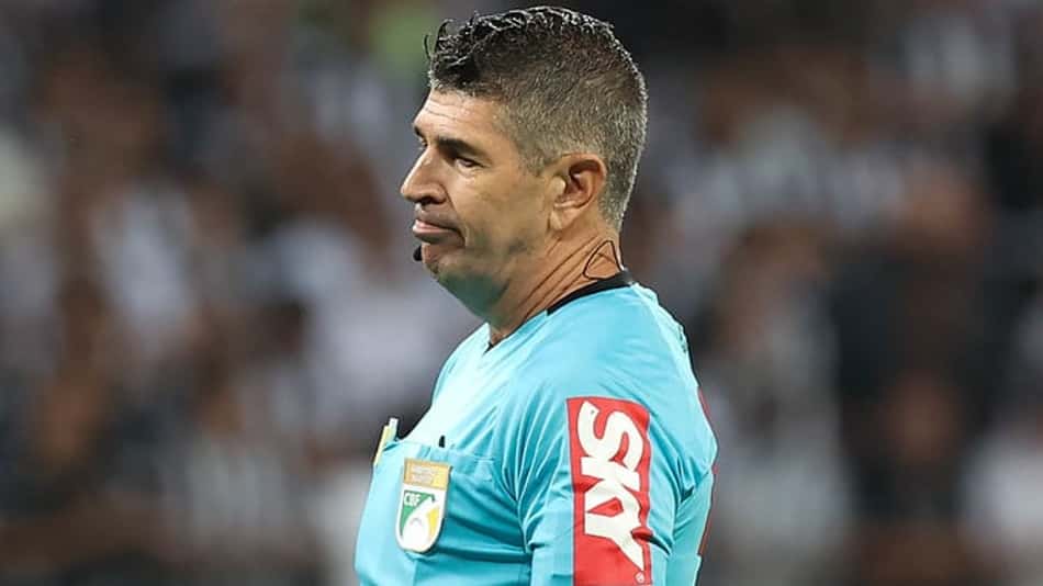 CBF divulga áudio do VAR de Atlético-MG x Palmeiras quase 48 horas após a partida: 'Acidental'