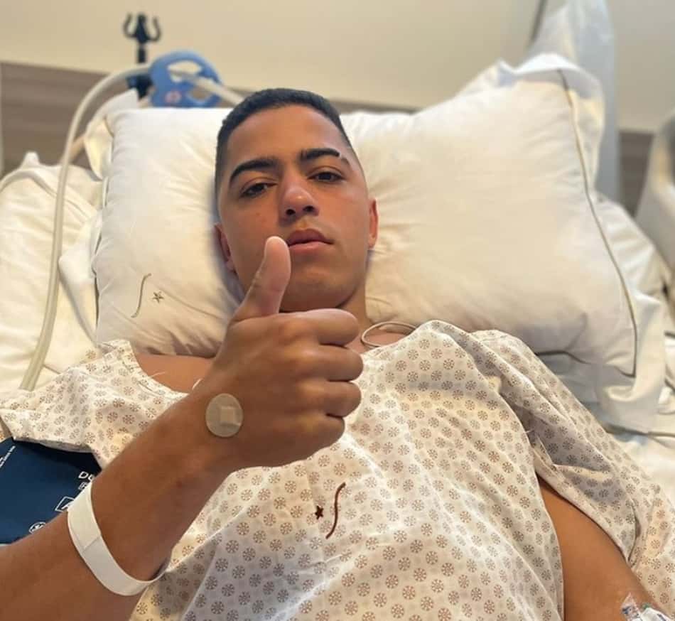 VÍDEO: Jockey brasileiro sofre queda feia e fratura costelas