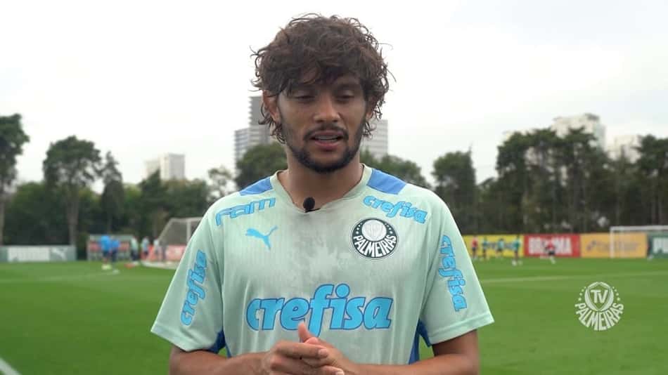 Scarpa comemora marca histórica pelo Palmeiras e comenta virada: 'Vitória top demais'