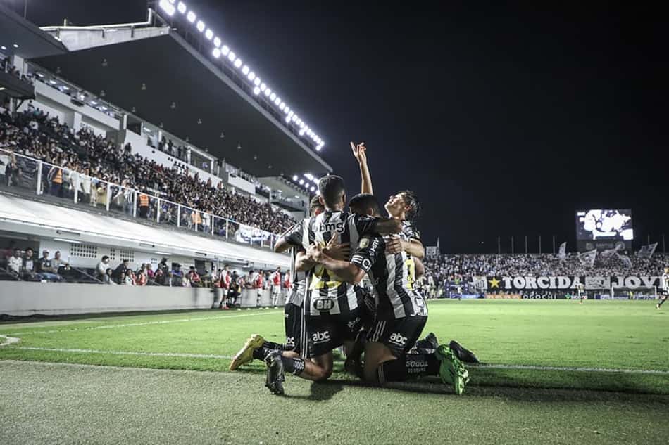 Atlético-MG vence o Santos e encerra jejum histórico na Vila Belmiro