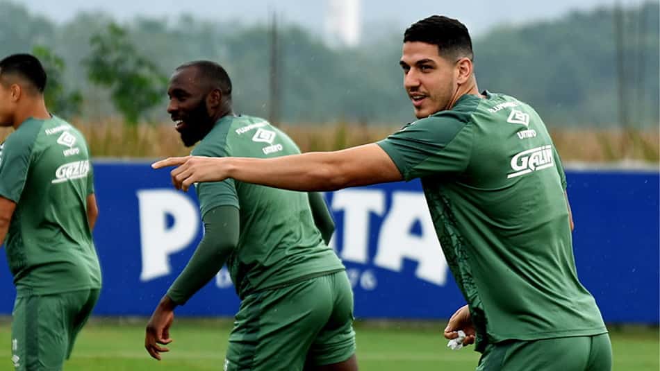 Fluminense pode contar com zaga principal contra o América-MG