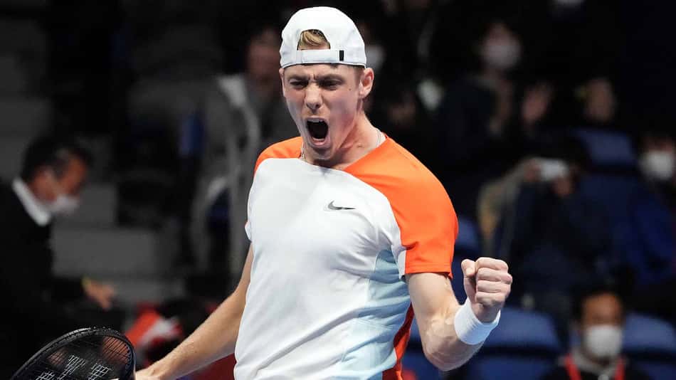 Shapovalov bate Coric e encara Fritz por vaga na final no Japão