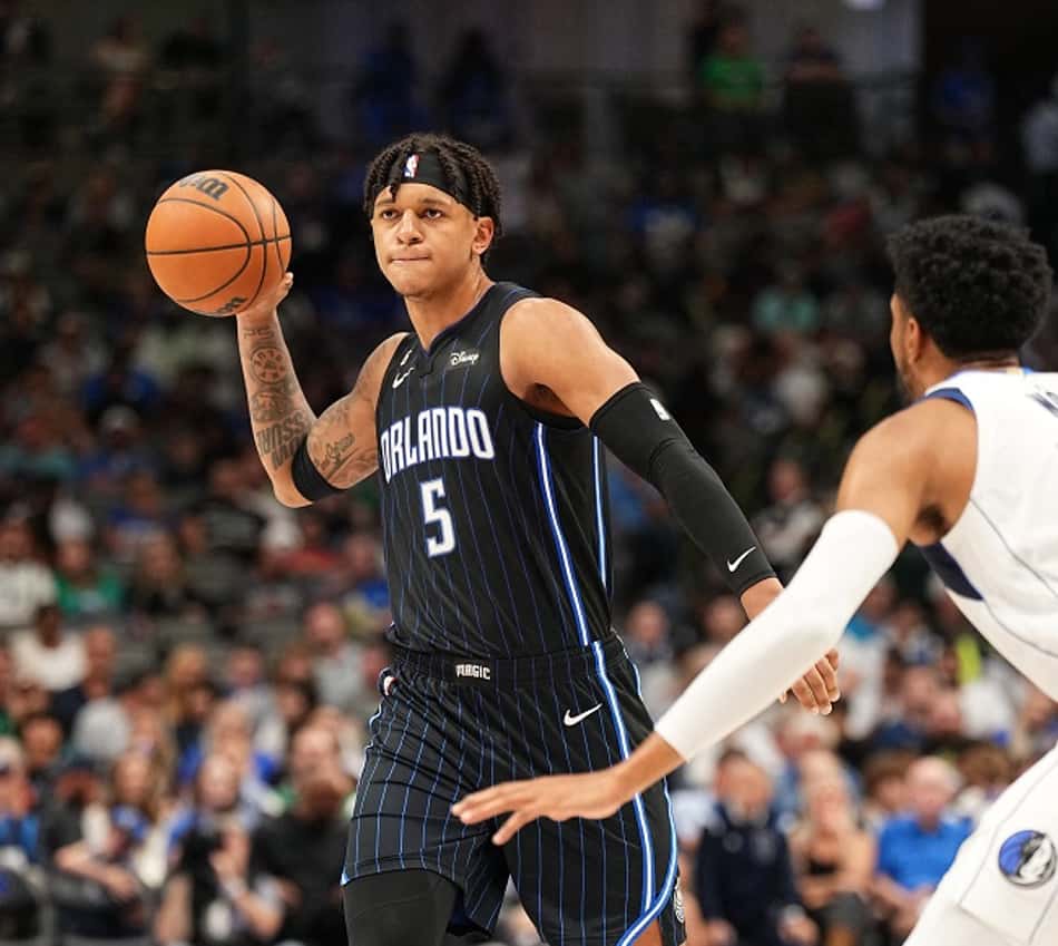 Paolo Banchero comanda virada e Magic vence Mavericks