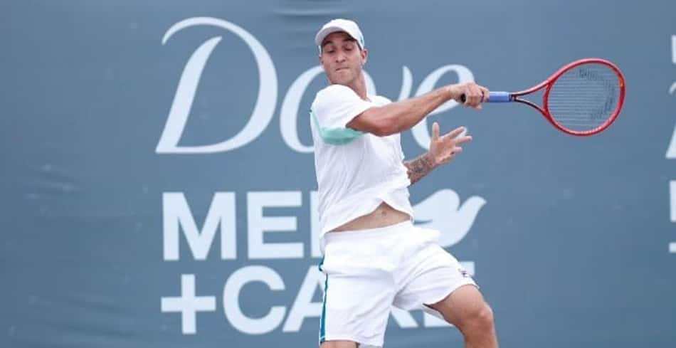 Felipe Meligeni encara argentino nesta 4ª em Miami e tem Alcaraz
