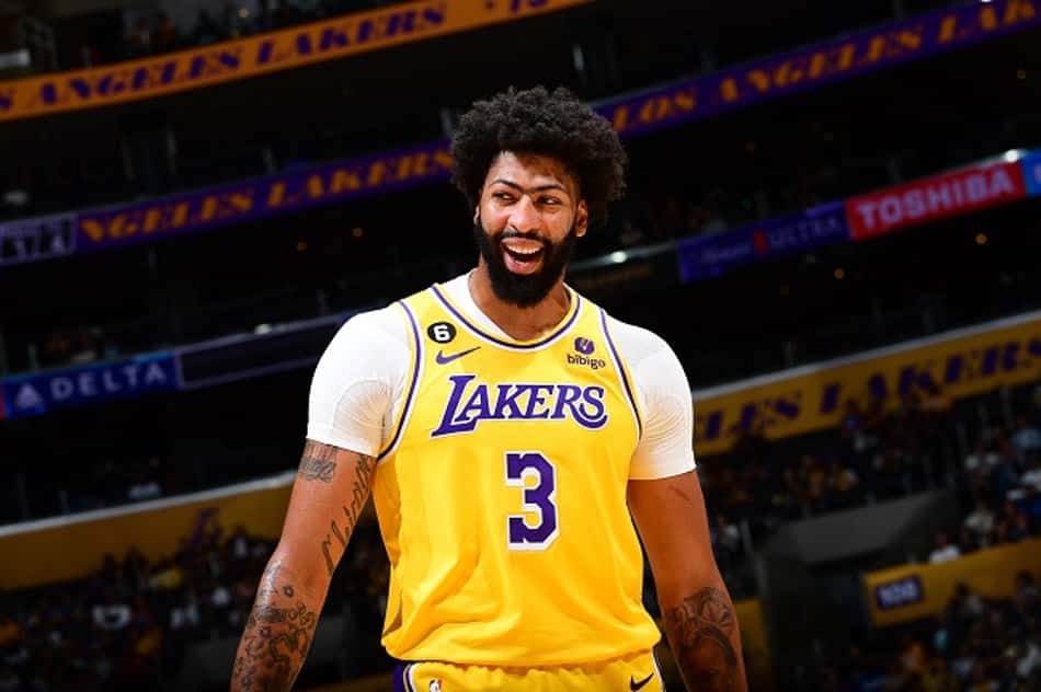 Anthony Davis sobre jogar como pivô: "Confio no meu técnico"
