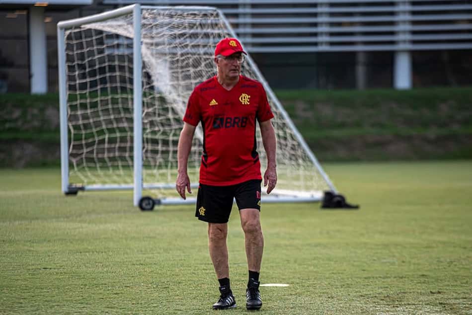 Com novidade no meio de campo, Dorival Júnior indica escalação do Flamengo para pegar o Atlético-MG