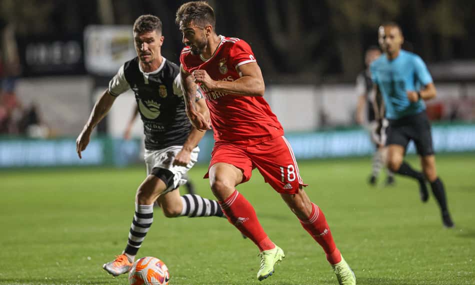 Benfica vence Caldas nos pênaltis e avança na Taça de Portugal
