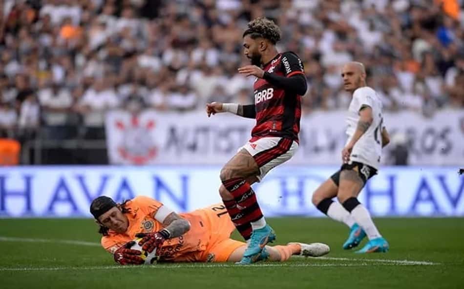 As armas de Flamengo e Corinthians caso a final da Copa do Brasil seja decidida nos pênaltis