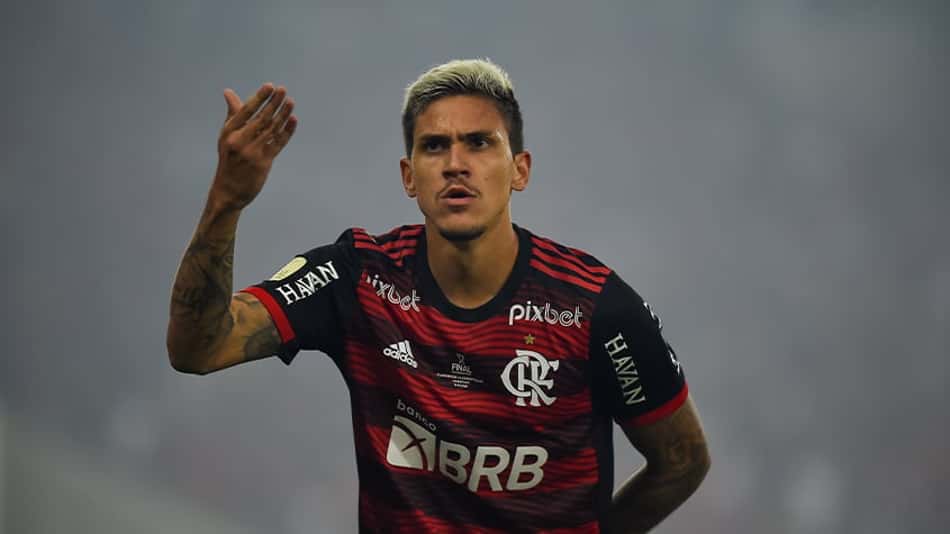 Pedro, do Flamengo, explica comemoração em libras na final contra o Corinthians