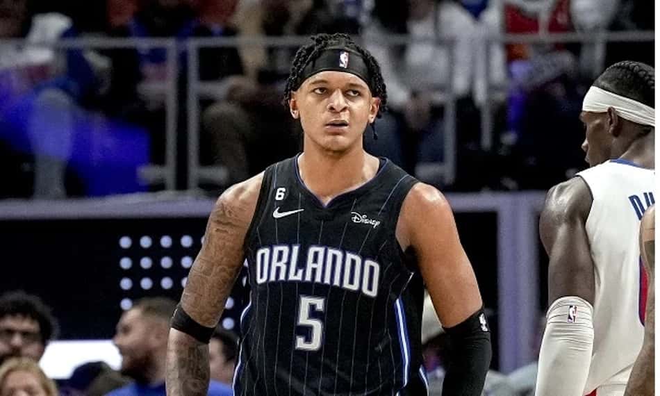 Paolo Banchero iguala marca de LeBron James em estreia na NBA