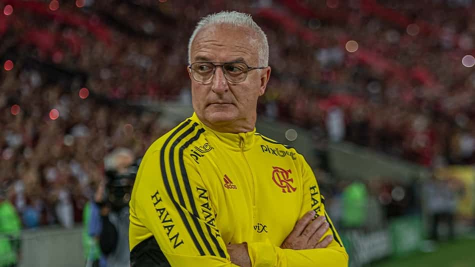 Flamengo divulga escalação para a final da Libertadores