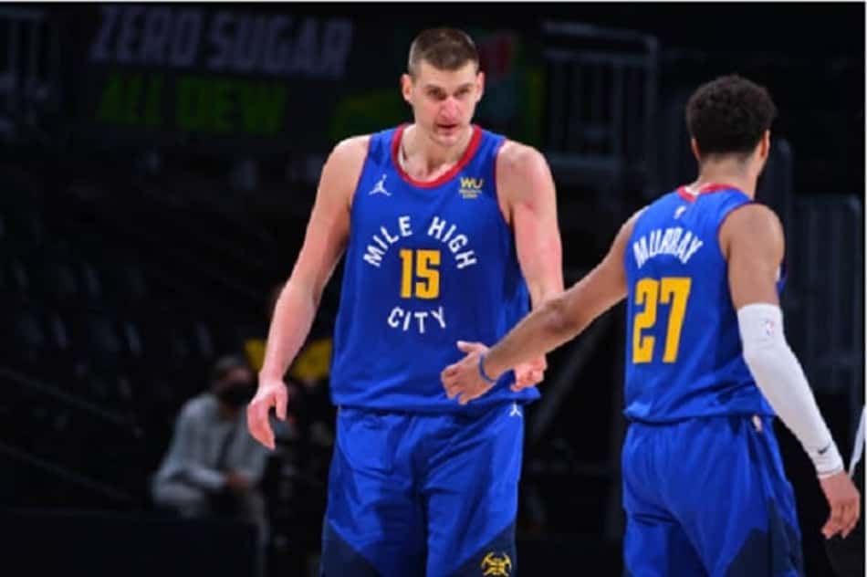 "Jamal Murray jogará mal nos primeiros 20 jogos", prevê Nikola Jokic
