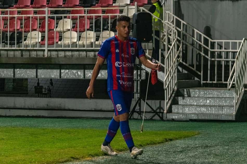 Alessandro analisa adversário do Marcílio Dias na Copa SC: 'Time organizado'