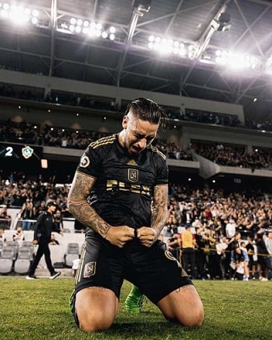 Atacante colombiano sondado pelo Corinthians marca gol decisivo na MLS; assista