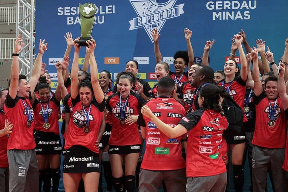 Sesi-Bauru vence o Minas e conquista o título inédito da Supercopa de vôlei