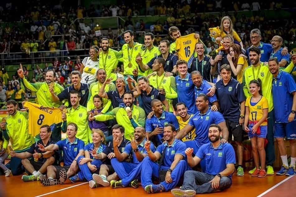 Campeões olímpicos do Brasil entram para o Hall da Fama do Vôlei
