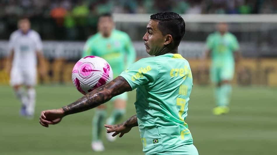 Destaque do Palmeiras, Dudu é o jogador mais substituído do Campeonato Brasileiro