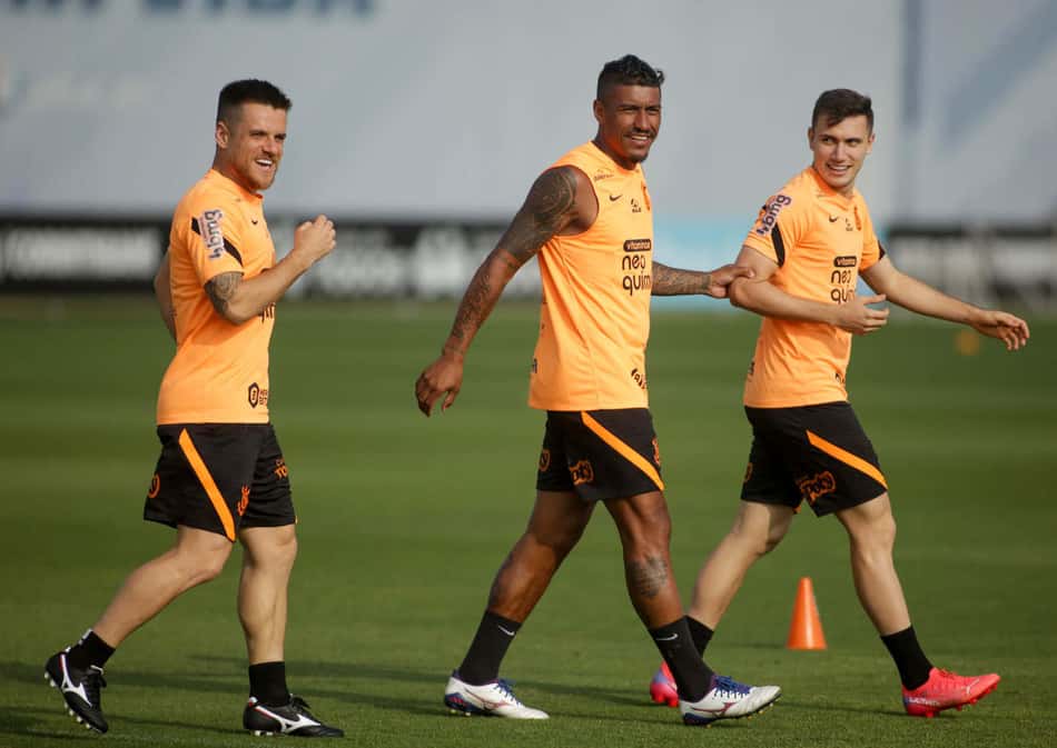Paulinho, Ramiro e Piton - Treino Corinthians 25/10