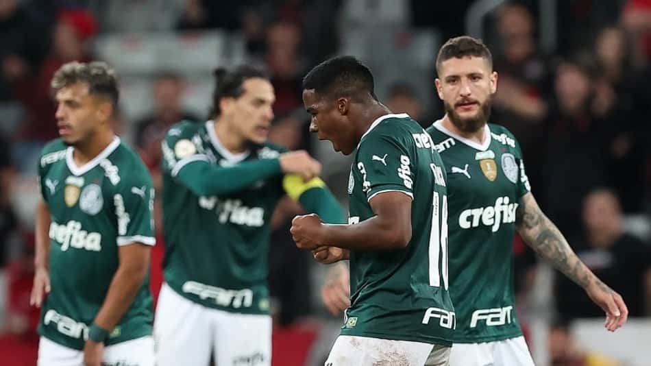 Endrick está próximo de mais um feito histórico com a camisa do Palmeiras