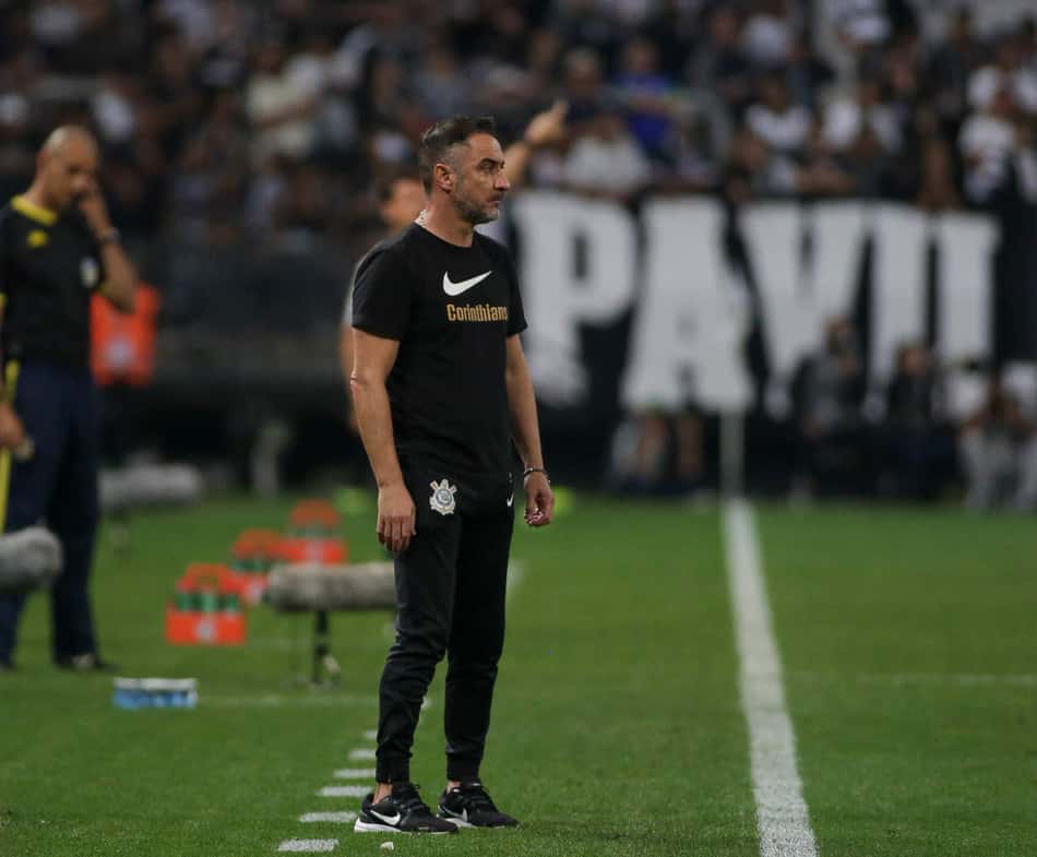 Análise: Vítor Pereira fez bem ao Corinthians, mas derrota para o Galo provou que é hora de virar a página
