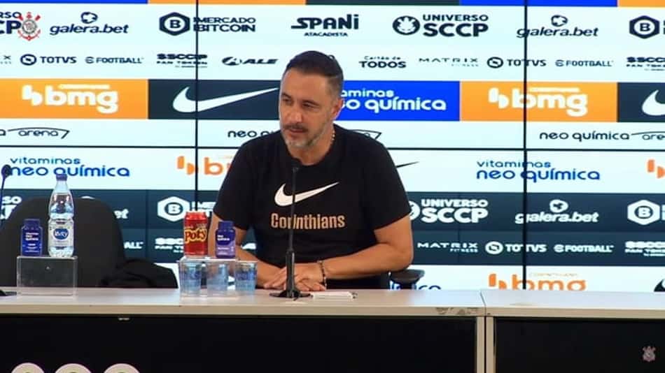 Apresentador ironiza Vítor Pereira: 'Médico da sogra vai curar o Neymar'