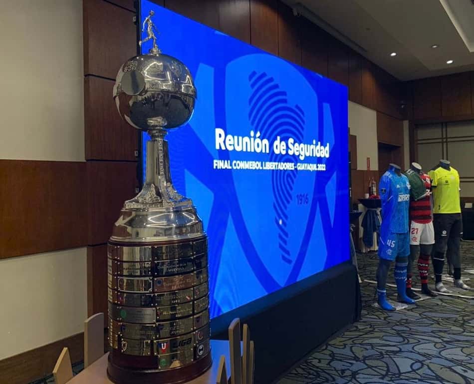 Conmebol tem reunião com Flamengo e Athletico e reforça segurança para final da Libertadores