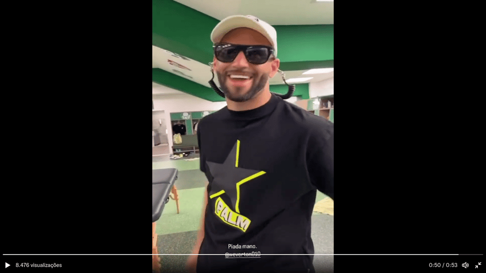 Que resenha! Veiga, Scarpa e Rony 'zoam' óculos de Weverton em treino do Palmeiras; veja vídeo