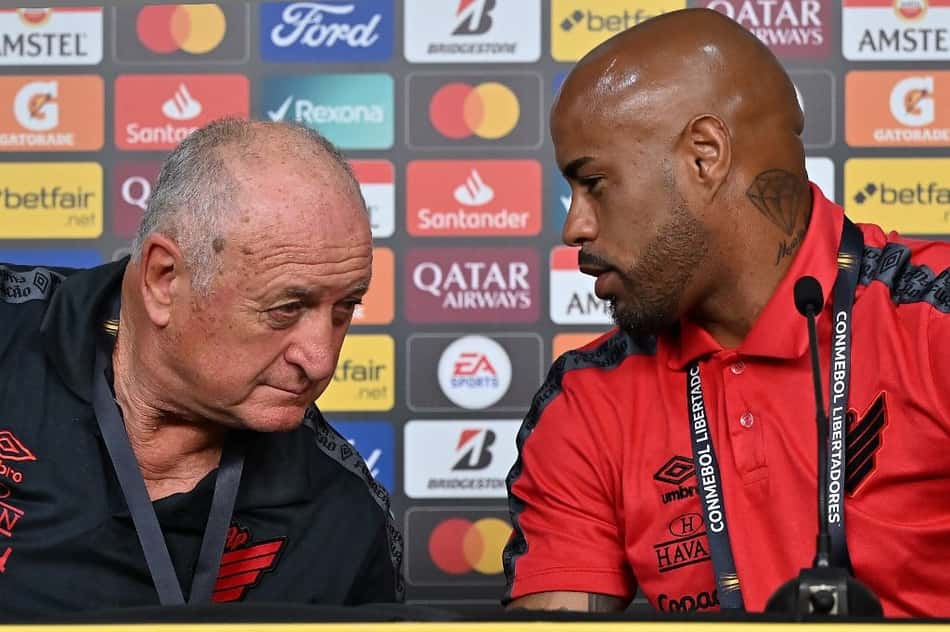 Thiago Heleno destaca Athletico em final da Libertadores: 'Momento mais importante da história do clube'