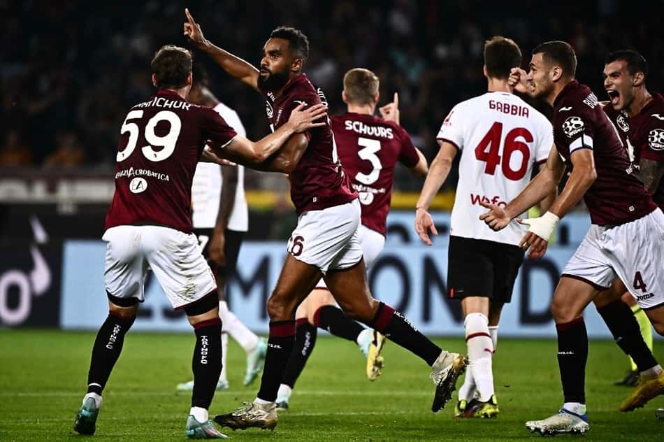 Brasileiro marca, mas Milan perde para o Torino no Campeonato Italiano