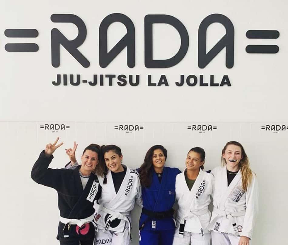 Faixa-preta brasileira comenta sobre importância do Jiu-Jitsu para mulheres e diz: 'Não tem preço'