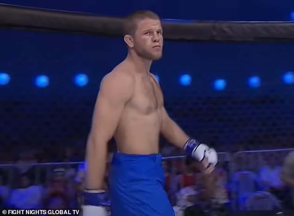 Após comer melancia, lutador de MMA é encontrado morto em Moscou