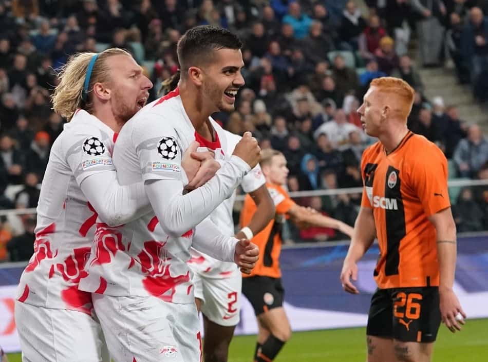Leipzig fecha fase de grupos da Champions League com goleada sobre o Shakhtar Donetsk