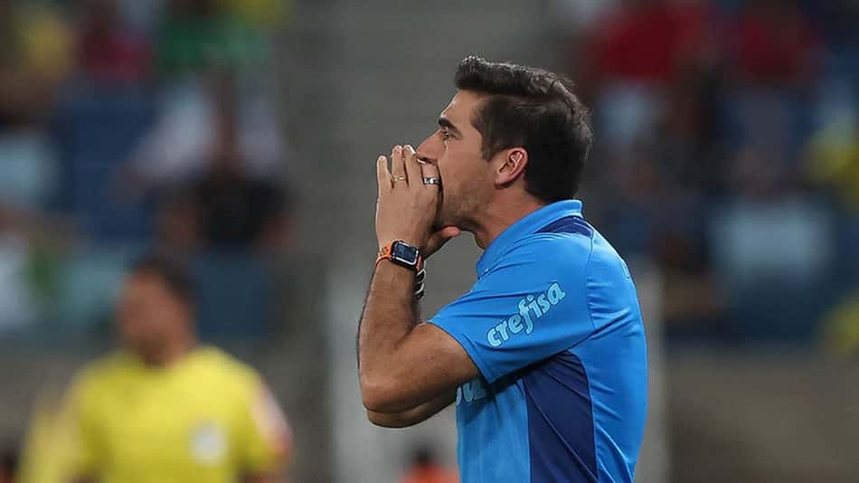 Abel Ferreira diz que nível do Palmeiras é de 'equipe europeia'