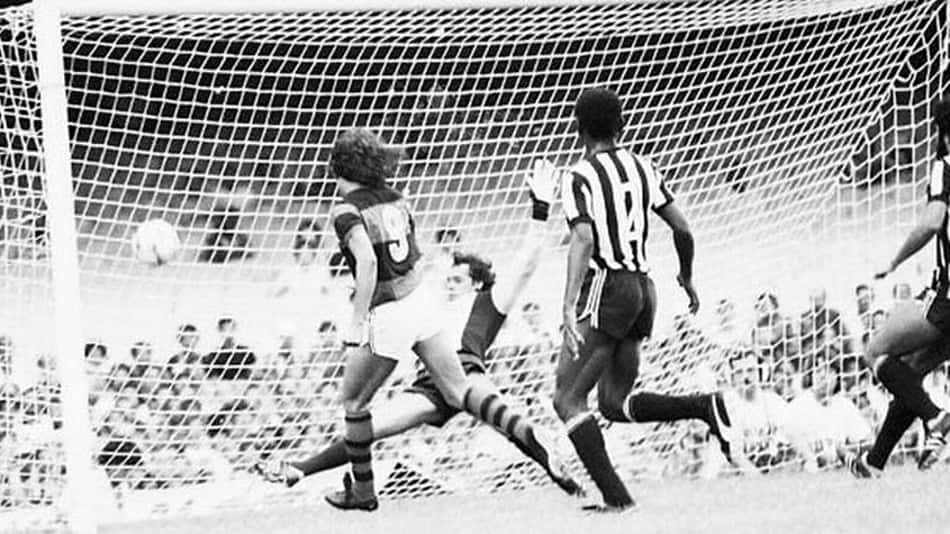 Flamengo provoca Botafogo em aniversário de goleada histórica do clássico