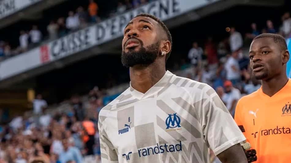 Especulado no Flamengo, Gerson não se apresenta ao Olympique e permanece no Rio de Janeiro
