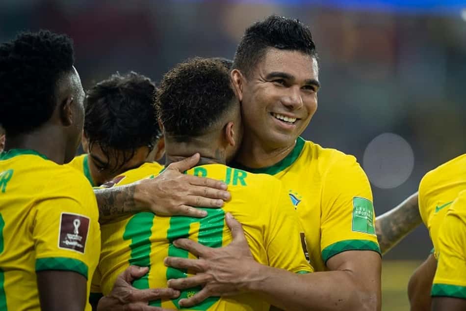 Mãe de Paulo Gustavo surpreende Casemiro com pedido de recado para Neymar