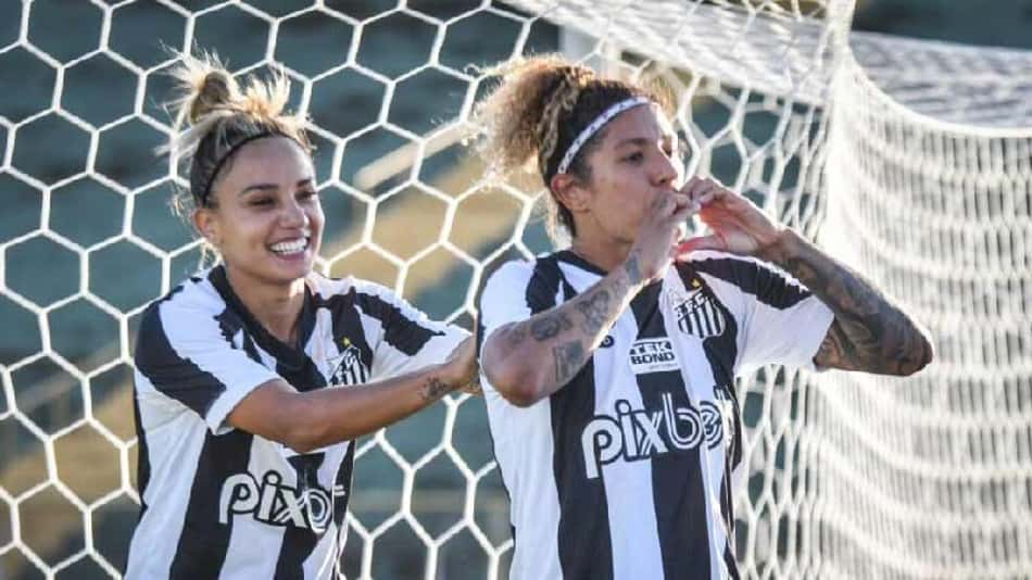 Santos quer permanência de Cristiane e já negocia renovação de contrato