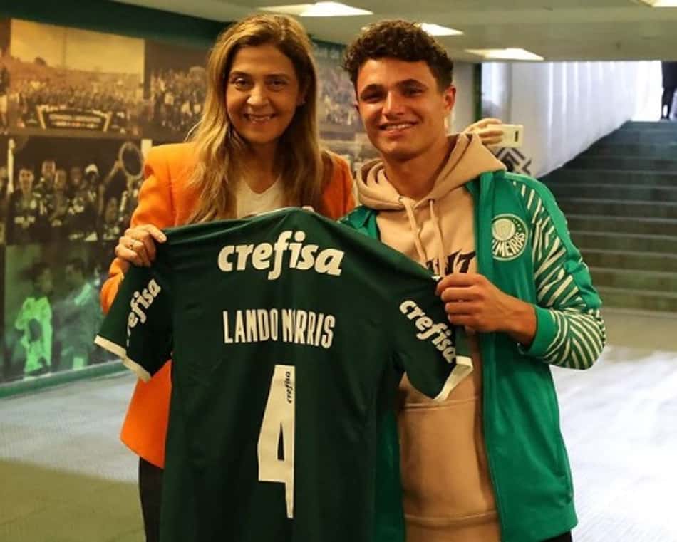 Piloto da Fórmula 1 marca presença em jogo do Palmeiras no Allianz Parque