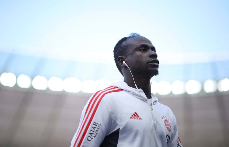 Fora da Copa do Mundo, Mané torce por Camarões contra a Suíça