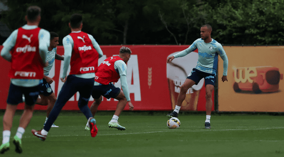 Sem Gustavo Gómez, Palmeiras volta aos treinos antes de enfrentar o Inter pela última rodada do Brasileirão