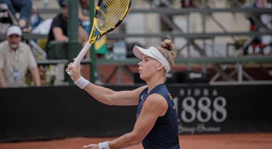 Laura Pigossi joga muito e classifica o Brasil na BJK Cup